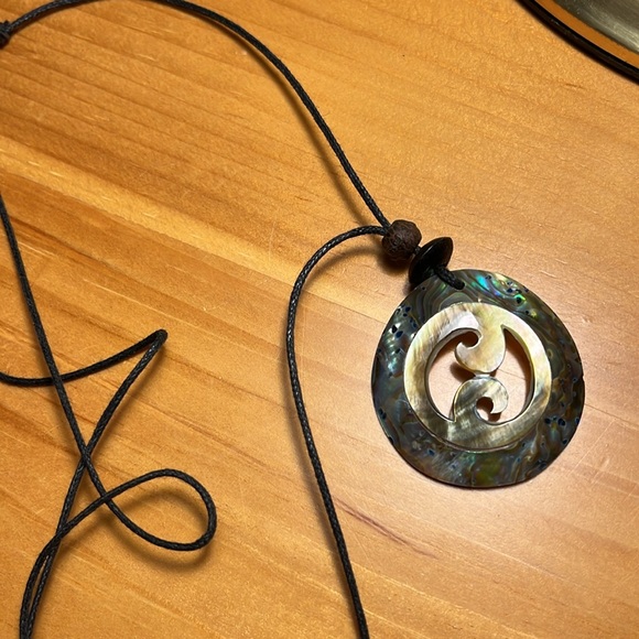 3 necklaces - Picture 4 of 4